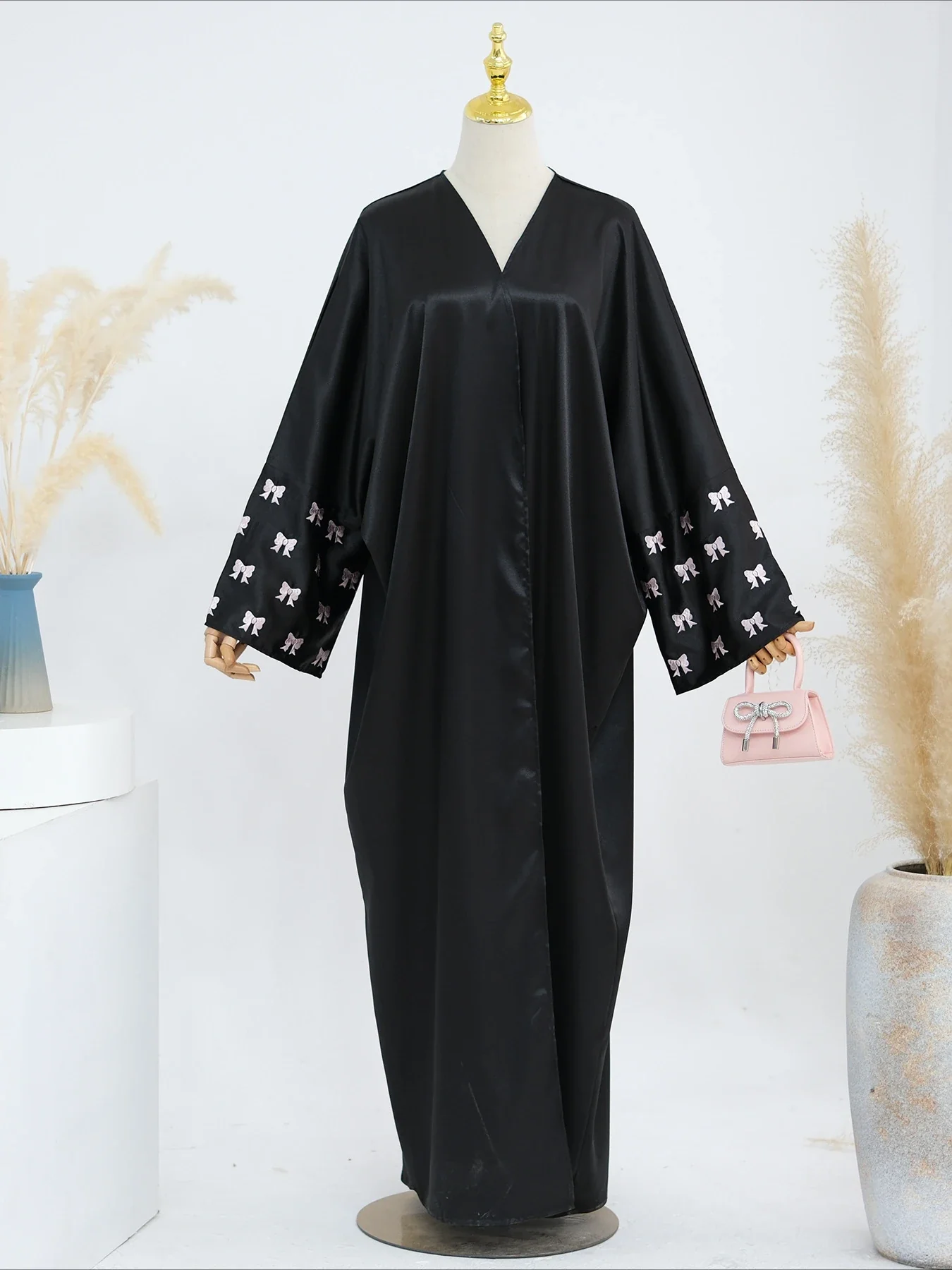 Robes arabes pour femmes: Abayas, Kaftans et Jalabiya - image de produit 5